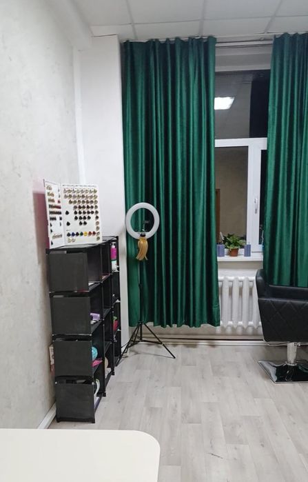 Сдам в аренду парикмахерское кресло