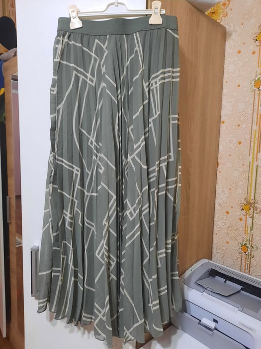 Юбка новая размер s