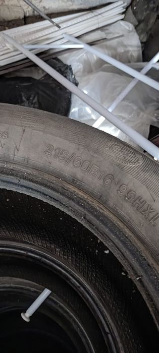 Продам шины б/у...
