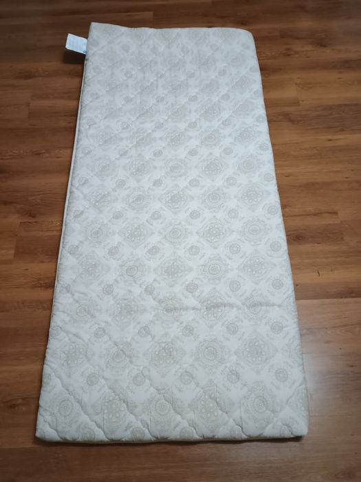 Продавам топ матраци