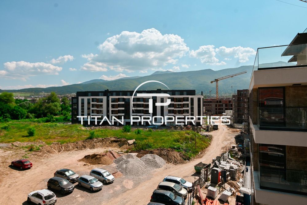 Тристаен в ж.к. Малинова долина