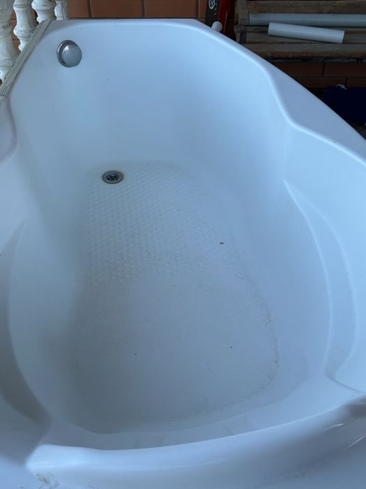 Акриловая ванна 150х70