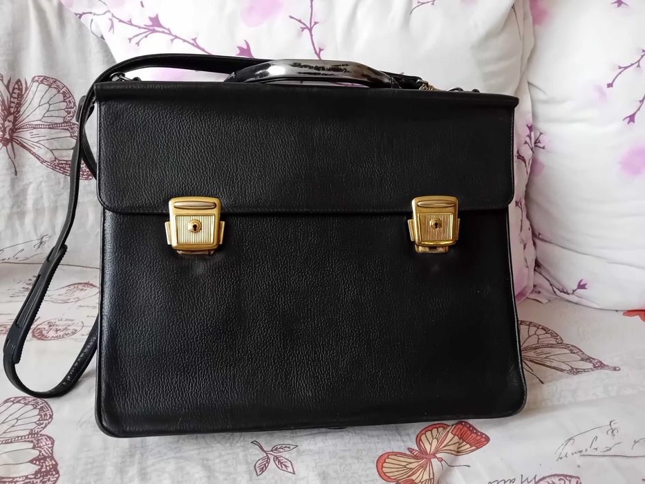 Servietă neagră din piele naturală