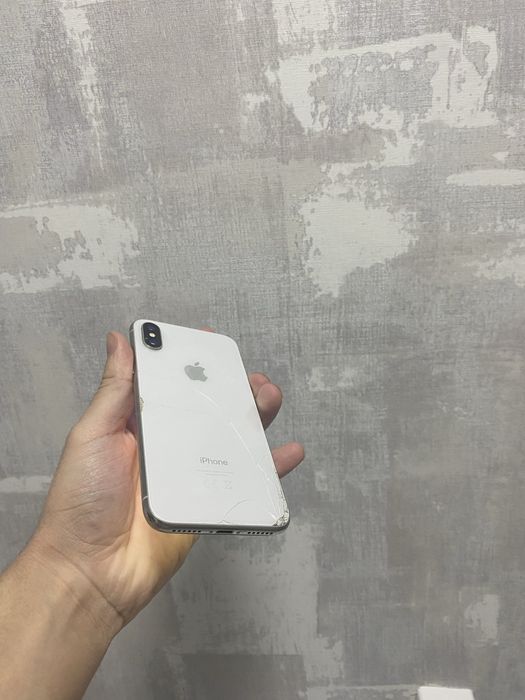 Продам Айфон Х 64 гб