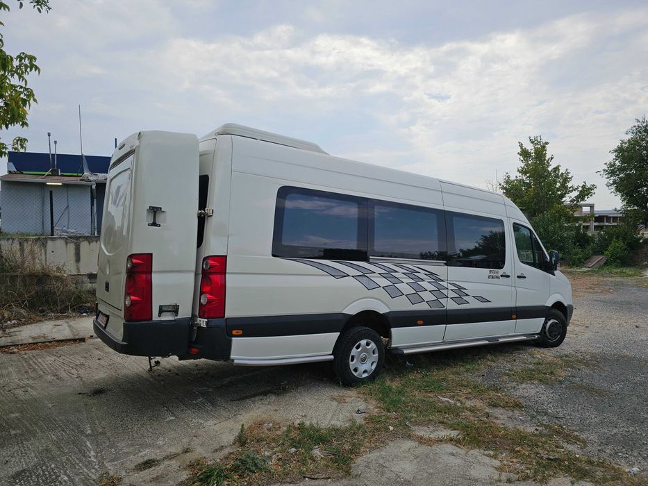 VW Crafter 2.5 TDI 21+ 1 места | 136 к.с. | 2 климатика | Кожа | TV | Автоматична врата | Микрофон