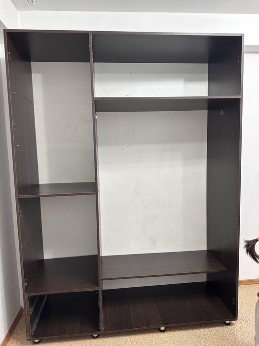 Продам спальный гарнитур