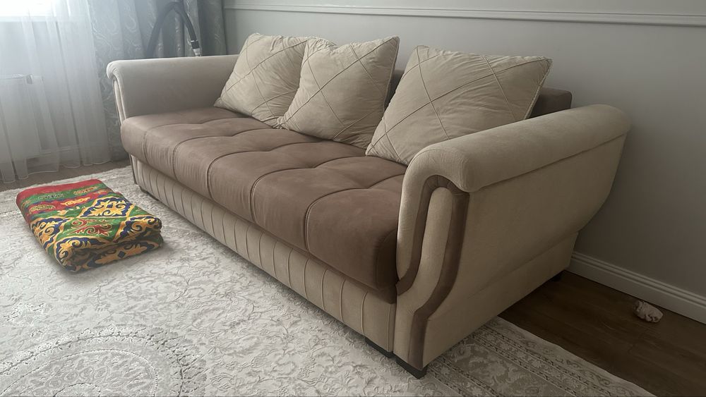 Диван хороший для всех комнат