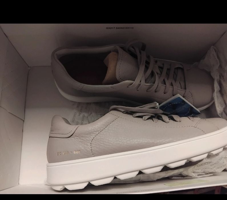 Adidași Geox din Italia , magazinul Otter