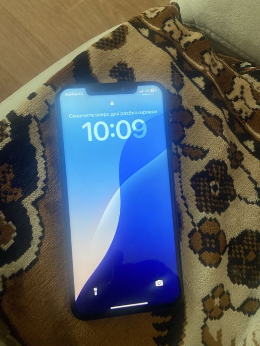Айфон xs max 75000