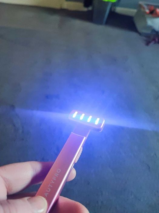 BEAUTYPRO LED Wand 5-в-1 устройство против стареене