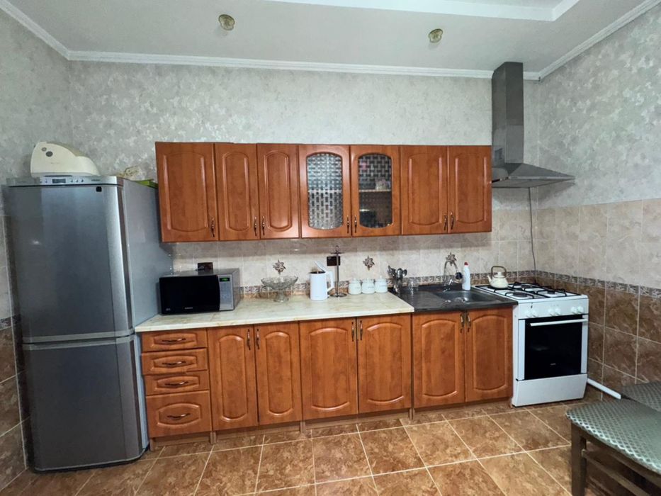 Продам куханный с техникой