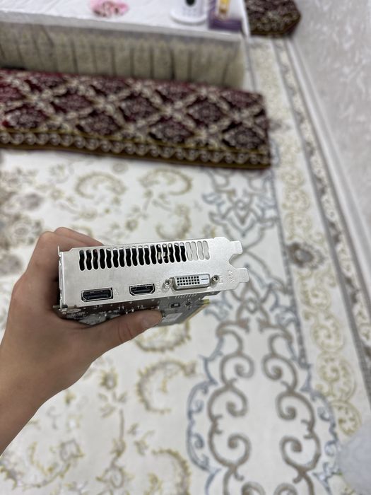 Rx550 4gb 128bit AMD