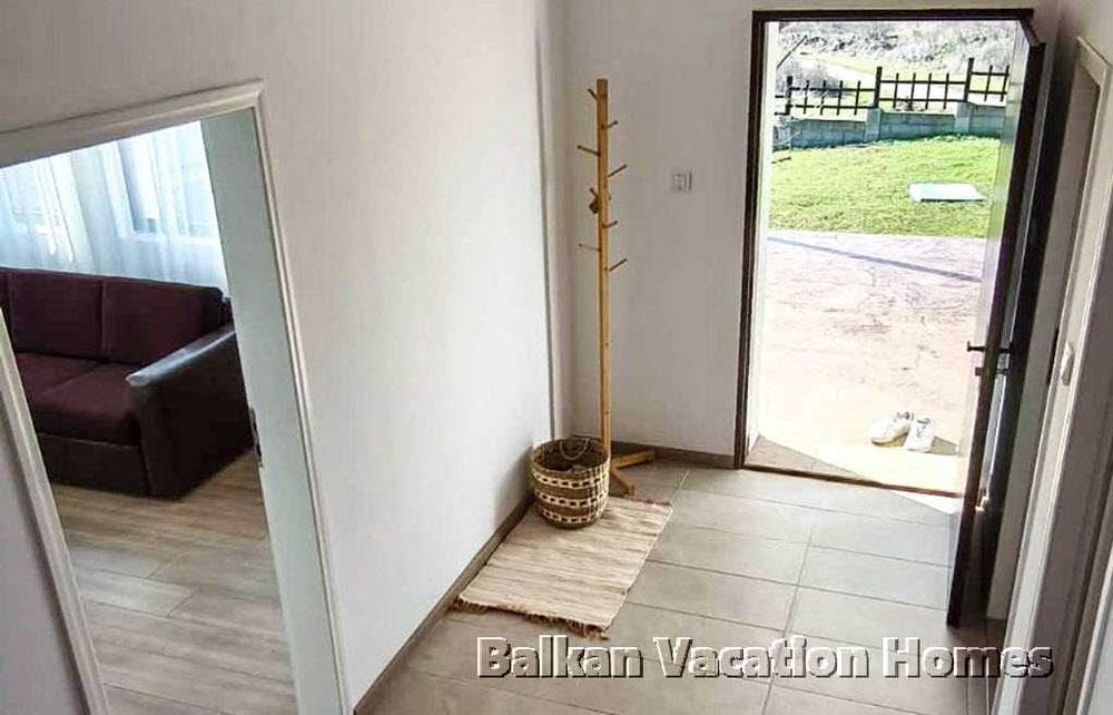 Продава се Къща в с. Църква, Област Добрич - 122 кв.м за 610 €/кв.м - Снимка #15