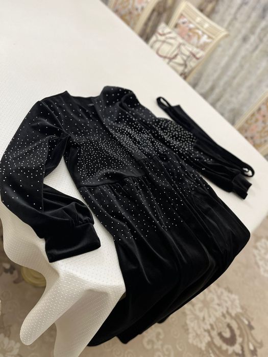 Шапан со своровскими камнями