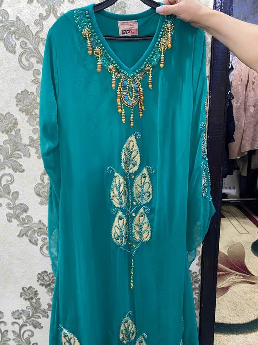 Абая платье производства Катар