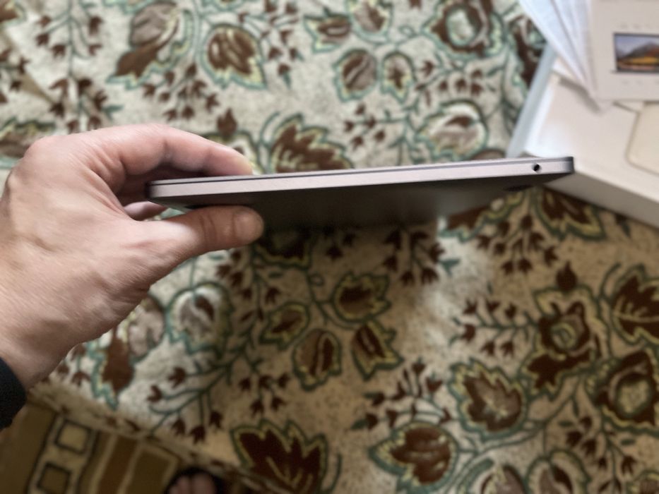Продам MacBook Pro 2017 13