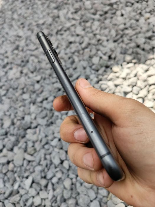 Продам iphone 11