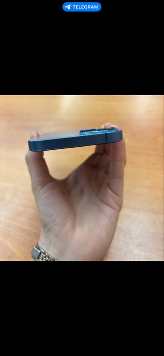 Продам Айфон 13 на 512 гб