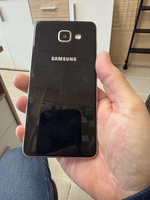 Samsung Galaxy A3 (2016) 2/16gb