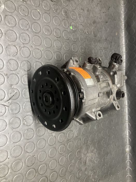 Компресор за климатик на тойота /Toyota 2.0D4D 90/116кс 03-06г