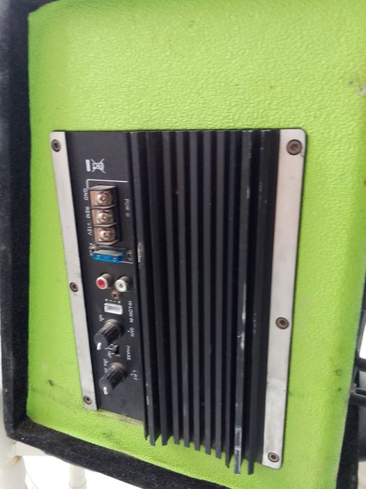 Продам  сабвуфер