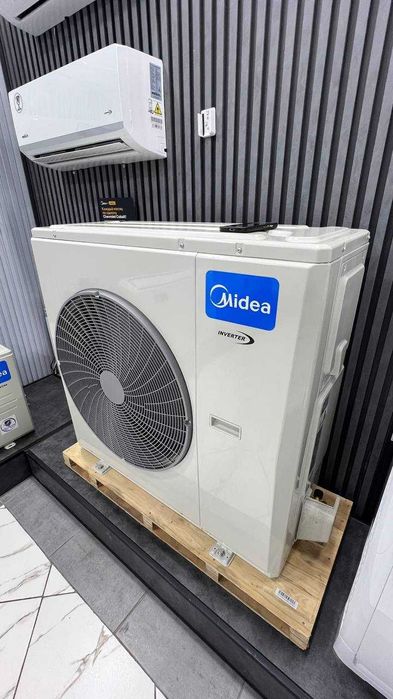Midea колонный кондиционери FST INV — 48,000 Btu / 220V / Инвертер