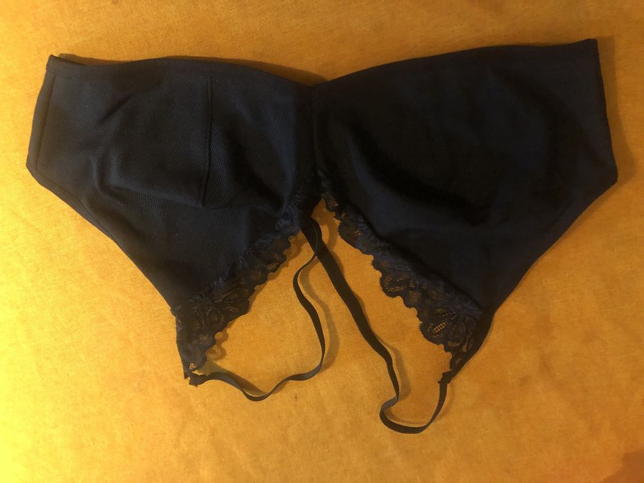 Спортно бюстие