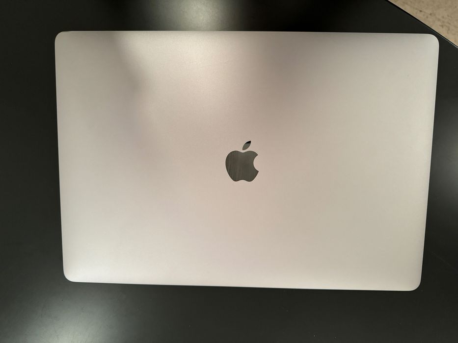 Macbook Pro 16”, 2019, touchbar, Intel i9, 32Gb ram, 512 SSD