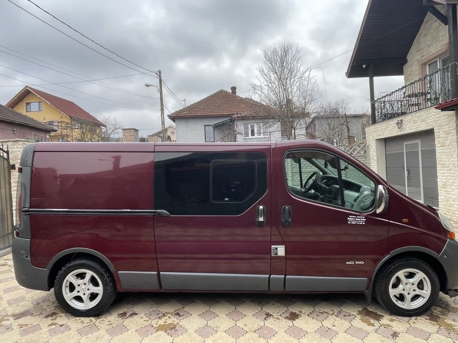 Renault trafic 6 locuri