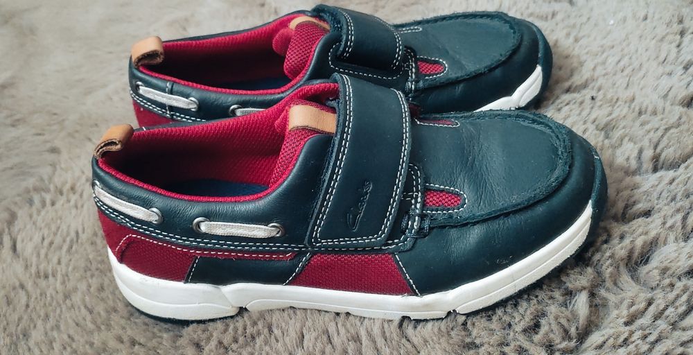 Pantofi Clarks din piele naturală