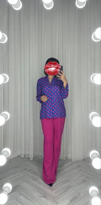 Женский Костюм .