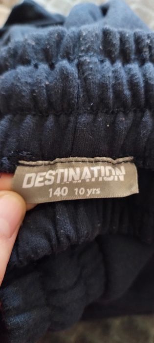 Pantaloni trening mărime 140