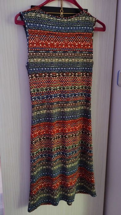 Рокля без ръкав с красиво деколте. Марка Turquoise