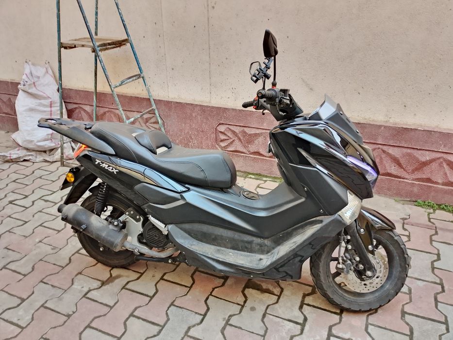 T-max skuter, 20ming km yurgan