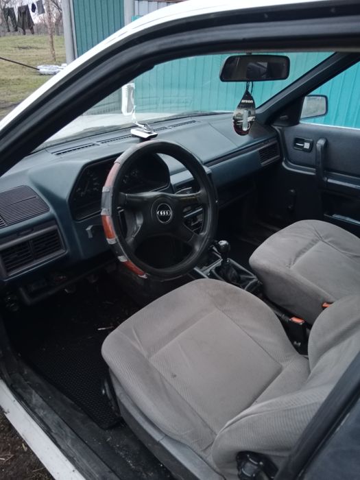Продам Ауди 100 с3 газ-бензин