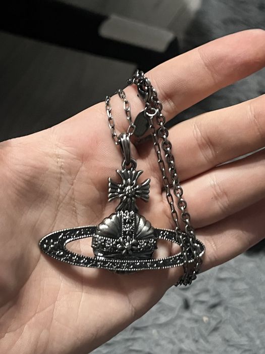 Lant Vivienne Westwood Orb Pendant Negru