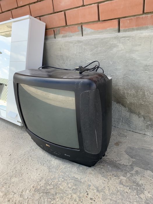 Телевизор рабочий сатылады