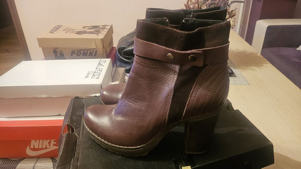 Чисто нови дамски боти.