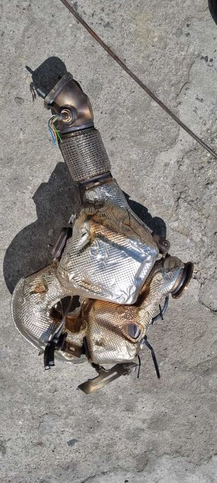 Dpf catalizator BMW G05 G06 G30 G31 G01 G07 cod 8477081