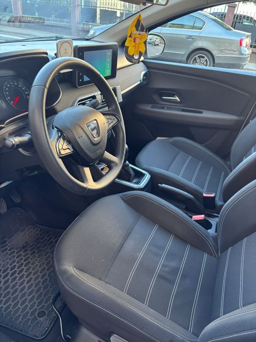 Masina dacia logan