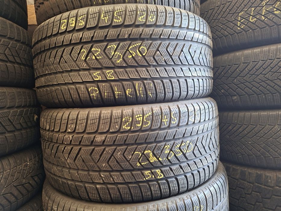 2 anvelope 295/45 R20 Pirelli