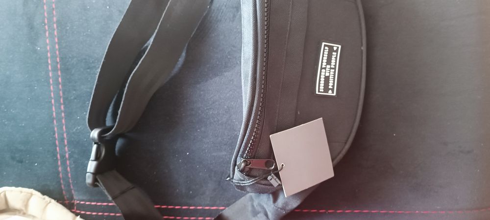 Продавам чанта мъжка