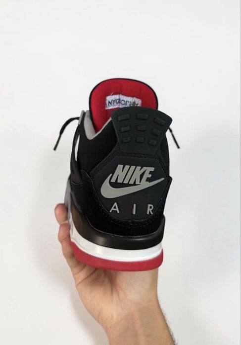Nike Air Jordan 4 Black Cement Bred Mărimea 41 Noi în Cutie