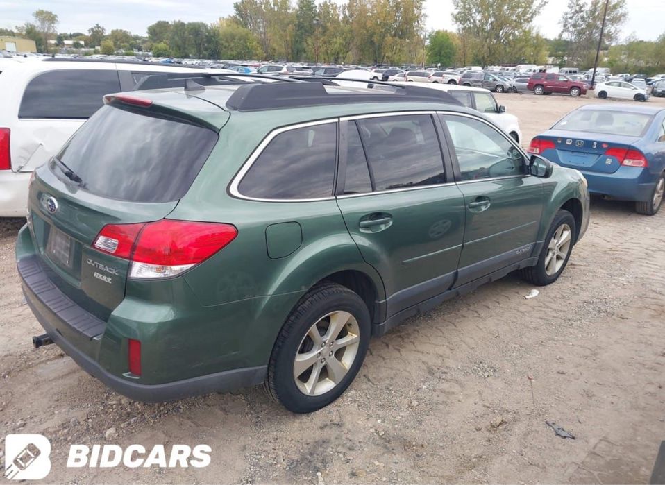 Subaru Outback 2013 год Потида тур цена 2.6 мил