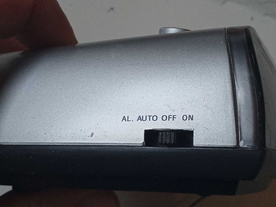 Ceas desteptator cu radio /