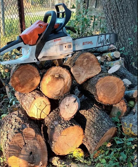 Рязане на дърва за огрев