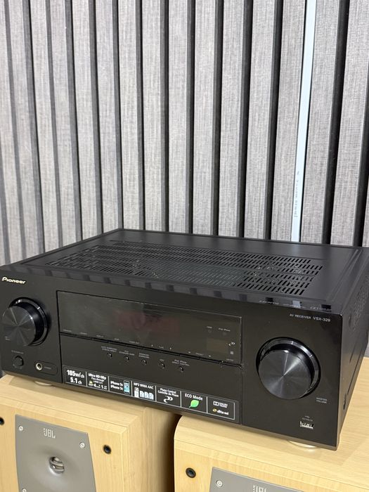 Boxe JBL Balboa 30 si statie pioneer vsx329