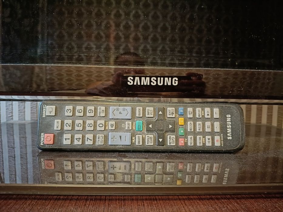 Продам телевизор SAMSUNG