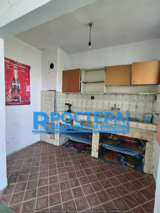 Продава се Тристаен апартамент в Търговище, Център - 81 кв.м за 963 €/кв.м - Снимка #2