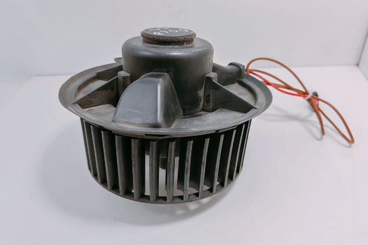 Ventilator habitaclu 6N1819021 Volkswagen VW Polo a 3-a generatie 6N